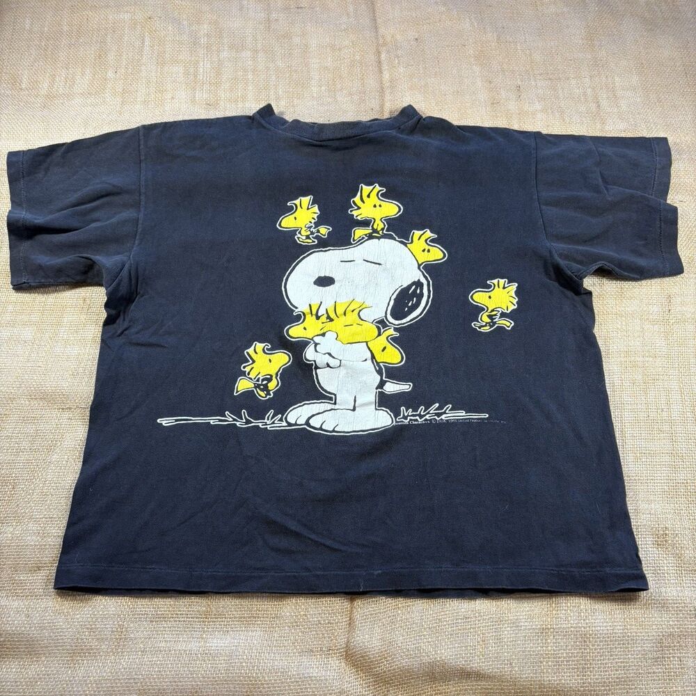 Vintage Snoopy & Woodstock Single Stitch Black T-Shirt Size Medium Made in USA